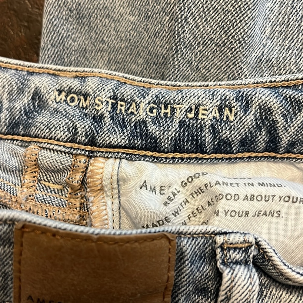 American Eagle Mom Straight Jeans - Picture 7 of 7